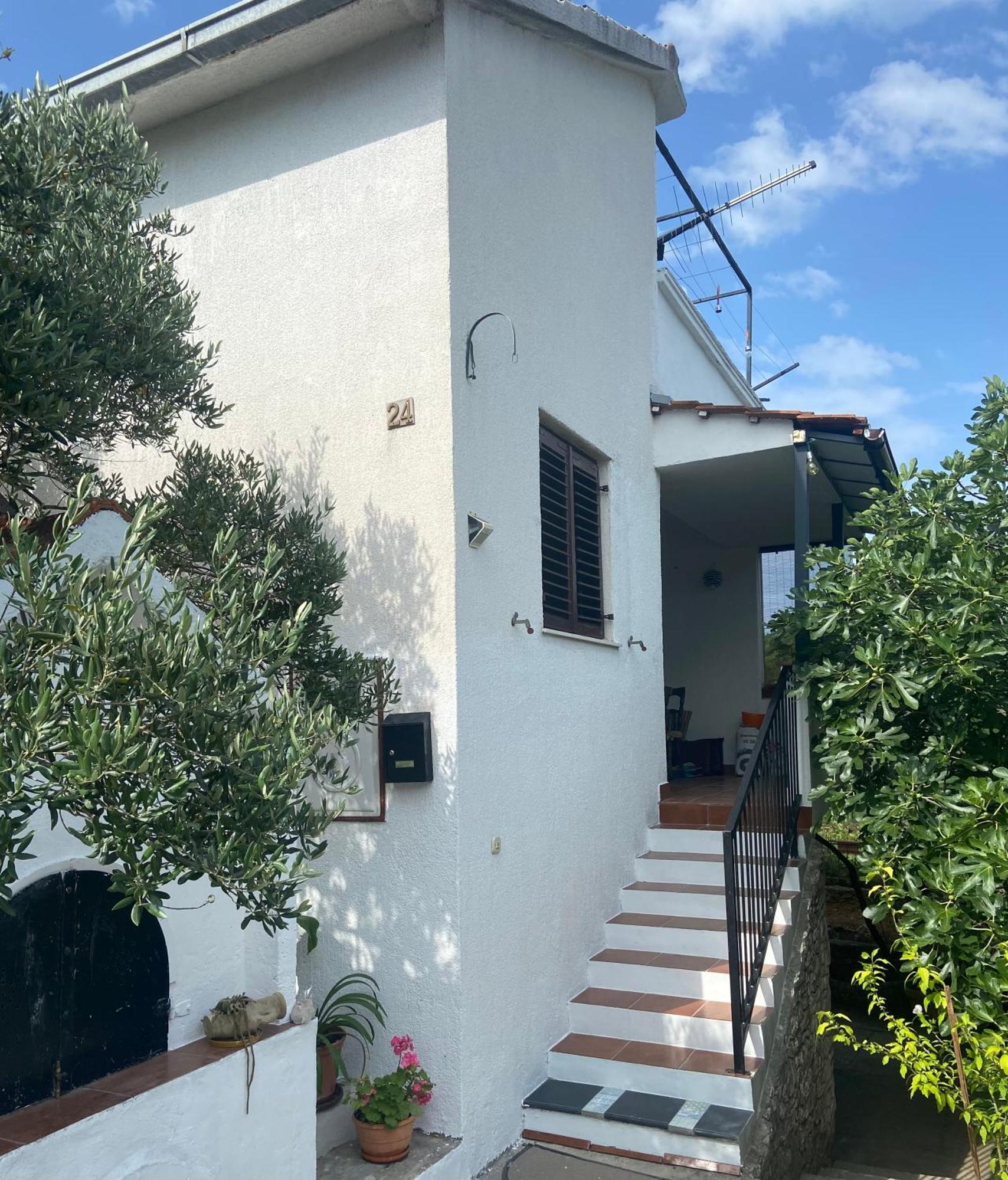 Villa Family House Ljubica Trogir Exterior foto